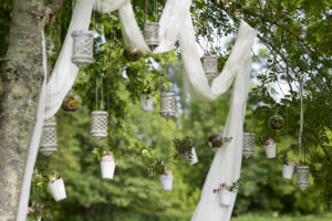 decoration-et-fleurs-elisabeth-delsol-sebastien-huruguen-photographe-mariage-bordeaux-boheme-champetre-mademoiselle-L