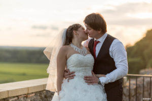 le-baiser-des-maries-mariage-bordeaux-soiree-danse-chateau-langoiran-gironde-bordeaux-libourne-sebastien-huruguen-photographe