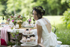 jolie mariée en robe blanche shooting d'inspiration mariage en Gironde sous l'oeil du photographe de mariage à Bordeaux Sébastien Huruguen