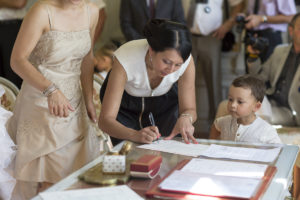 temoin signature mariage couple de maries eglise notre dame de beyssac a marmande invités et témoins sebastien huruguen