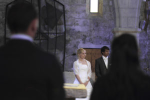 Photographe Mariage Bordeaux Sebastien Huruguen reportage artistique photo de maries eglise