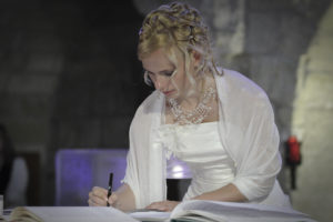 Photographe Mariage Bordeaux Sebastien Huruguen Signature Eglise ayguemorte mariee