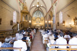 mariage-chateau-agassac-ludon-medoc-sebastien-huruguen-photographe-bordeaux-eglise-caychac-interieur