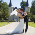 sebastien-huruguen-belles-photos-de-mariage-photographe-bordeaux-chateau-agassac-ludon-medoc-bouquet-fleurs-mouvement