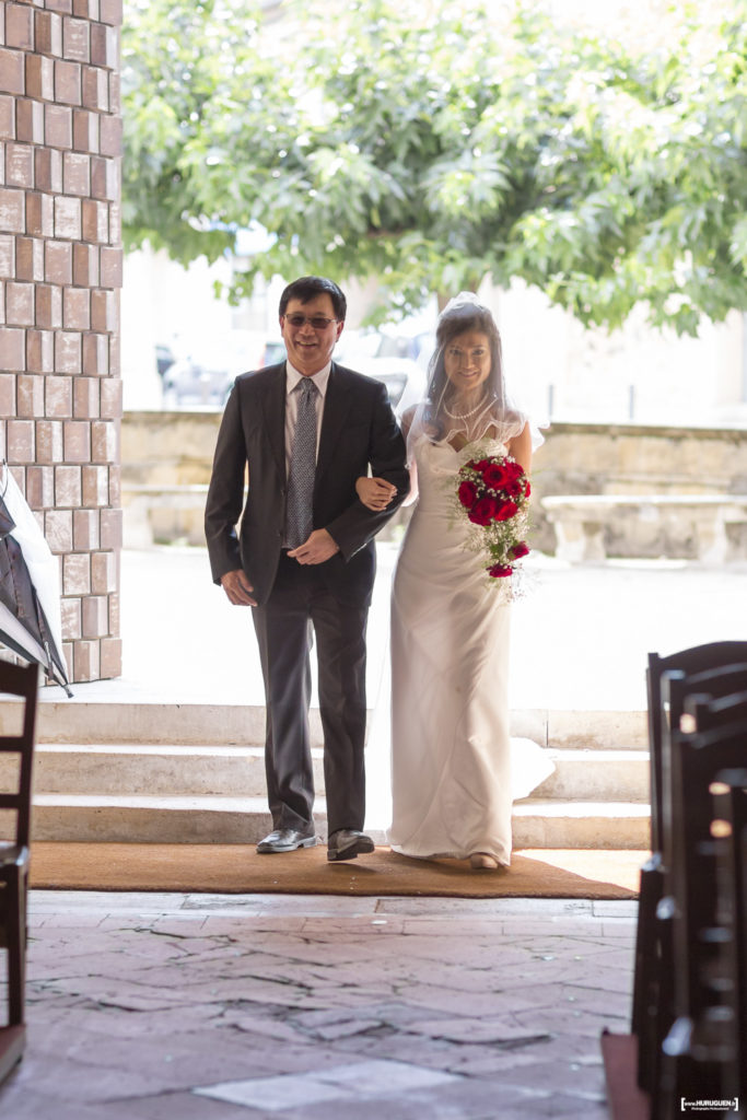 entrée de la mariée au bras de son père