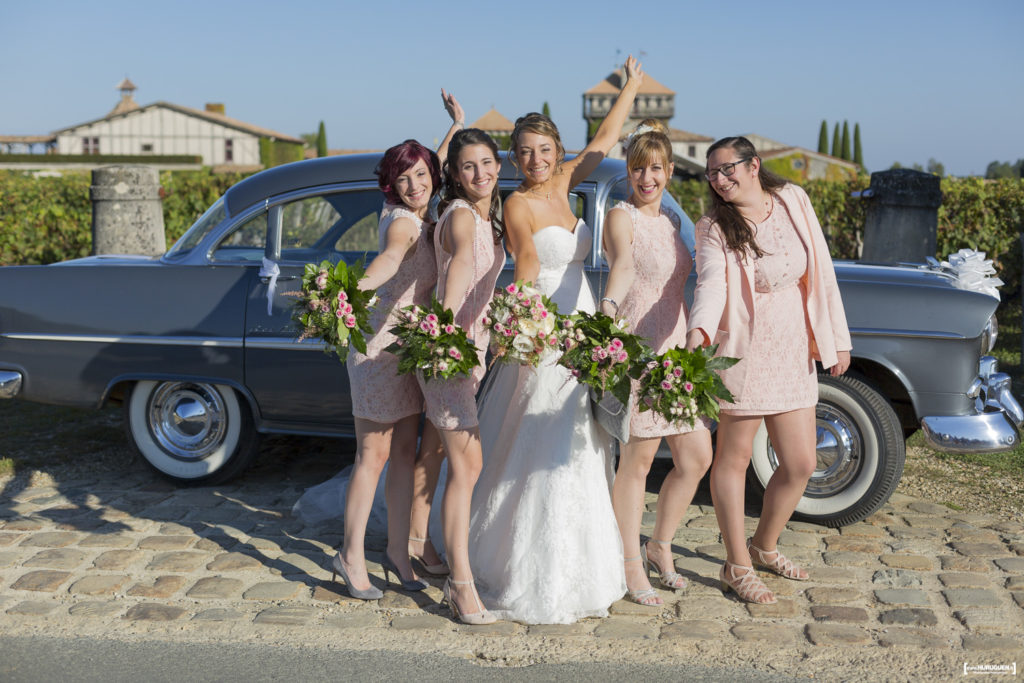 photographe-mariage-bordeaux-sebastien-huruguen-rose-gris-vignes-chateau-smith-haut-laffite-caudalie-groupe-demoiselles-honneur-