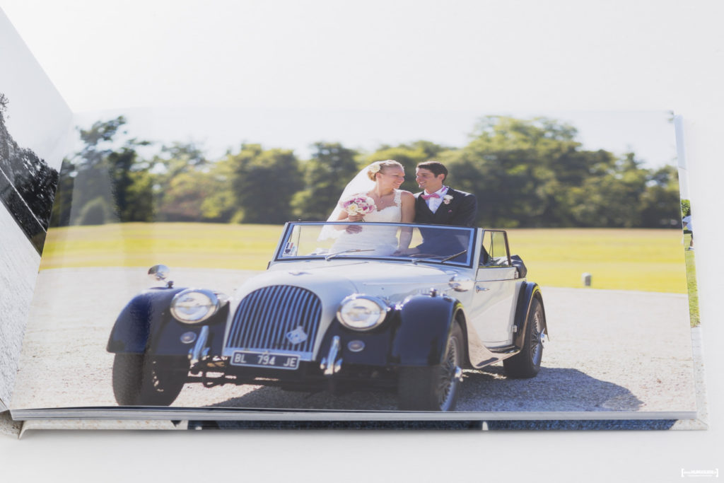 livre-album-photo-de-mariage-sebastien-huruguen-photographe-bordeaux-papier-brillant-format-A4-20x30cm-resalisation-montage-11