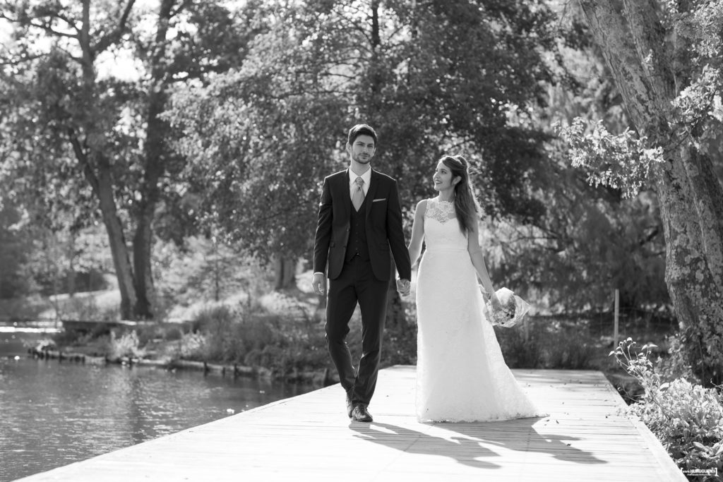 photographe-mariage-bordeaux-sebastien-huruguen-seance-photo-trash-the-dress-parc-majolan-blanquefort-couple-jeunes-maries-14