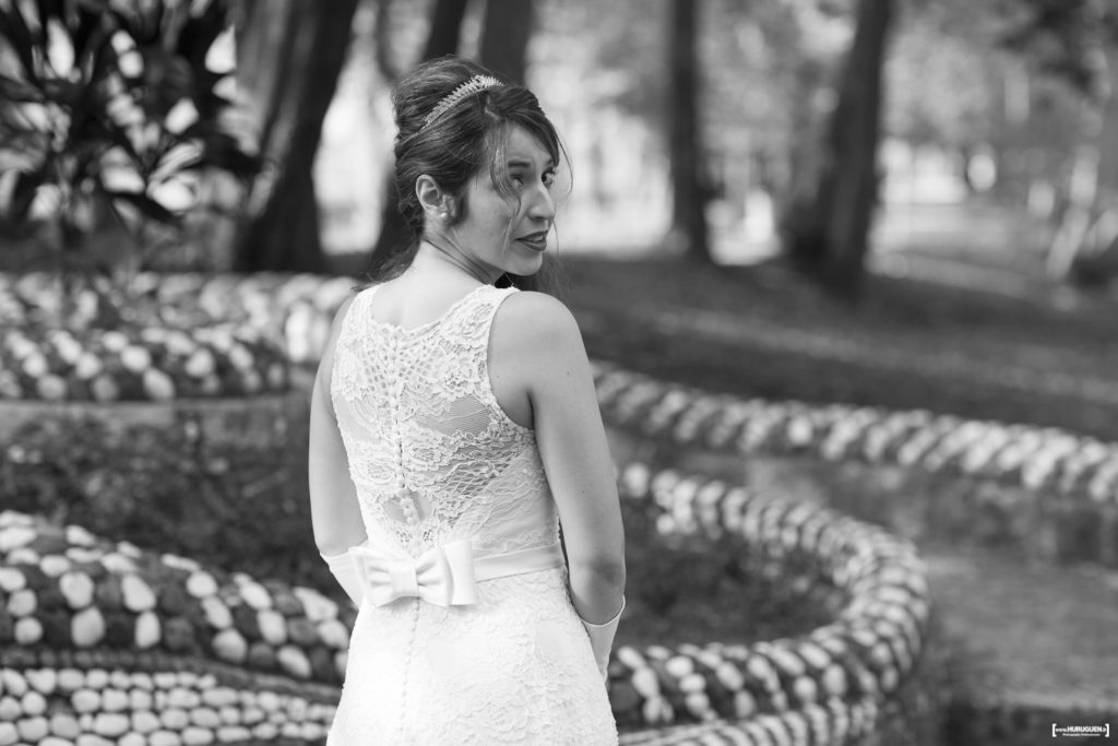 photographe-mariage-bordeaux-sebastien-huruguen-seance-photo-trash-the-dress-parc-majolan-blanquefort-couple-jeunes-maries-2