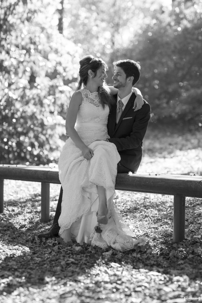 photographe-mariage-bordeaux-sebastien-huruguen-seance-photo-trash-the-dress-parc-majolan-blanquefort-couple-jeunes-maries-21