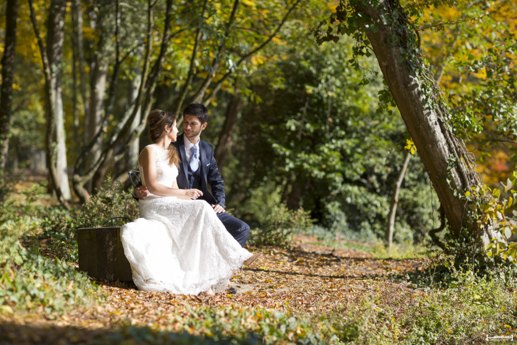 photographe-mariage-bordeaux-sebastien-huruguen-seance-photo-trash-the-dress-parc-majolan-blanquefort-couple-jeunes-maries-23