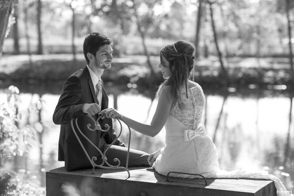 photographe-mariage-bordeaux-sebastien-huruguen-seance-photo-trash-the-dress-parc-majolan-blanquefort-couple-jeunes-maries-25