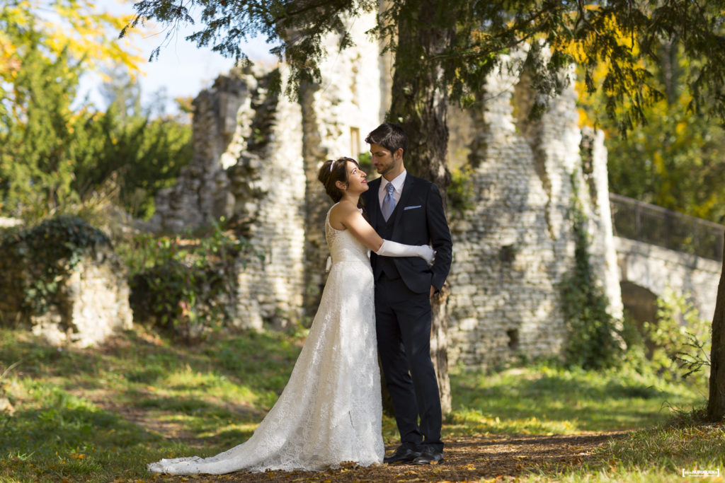 photographe-mariage-bordeaux-sebastien-huruguen-seance-photo-trash-the-dress-parc-majolan-blanquefort-couple-jeunes-maries-29