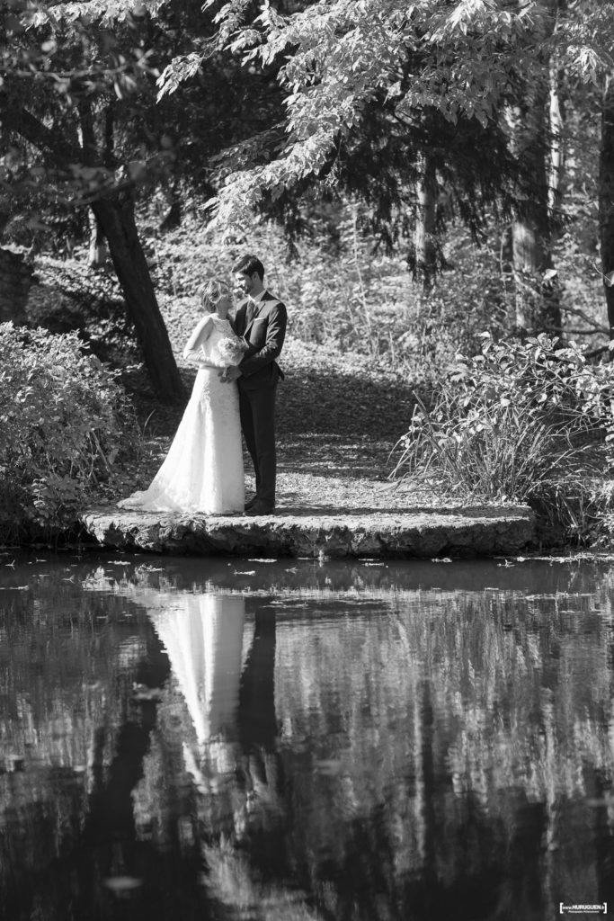 photographe-mariage-bordeaux-sebastien-huruguen-seance-photo-trash-the-dress-parc-majolan-blanquefort-couple-jeunes-maries-35