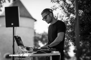 dj-erik-d-mariage-groupe-music-jazz-chateau-agassac-ludon-medoc-sebastien-huruguen-photographe-10