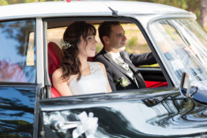 couple-jeunes-maries-seance-photo-trash-the-dress-day-after-plage-lac-ocean-carcans-sebastien-huruguen-photographe-mariage-18